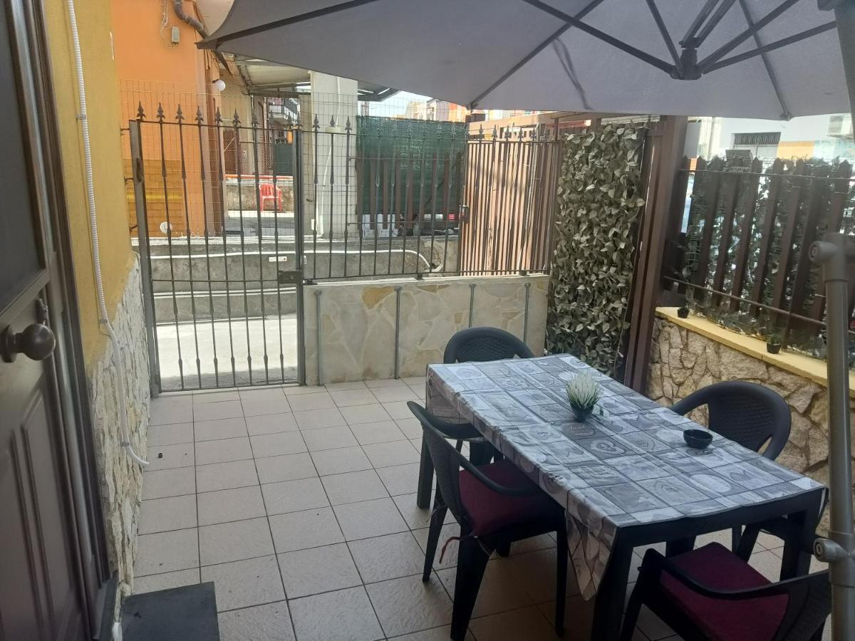 Delilah'S House Villa Catania Exterior photo